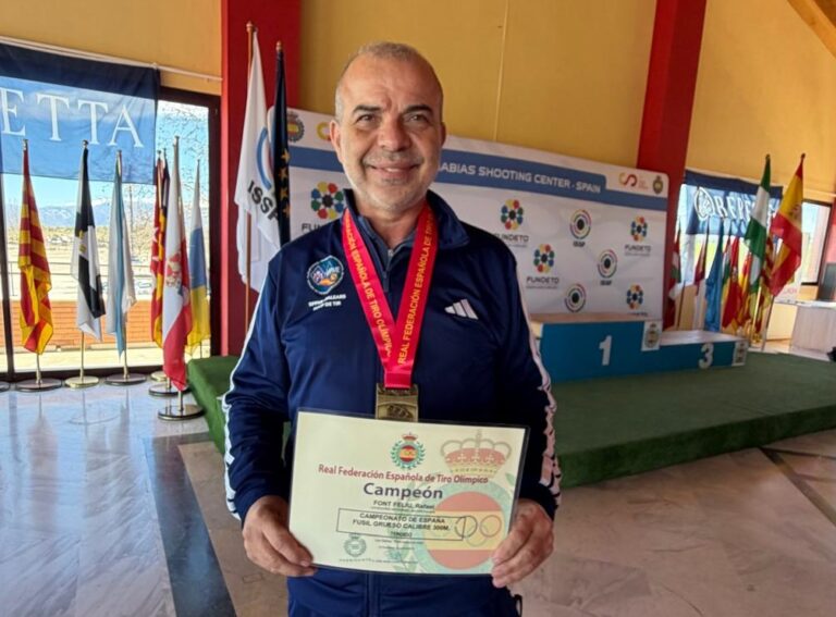 Rafael Font campeón de España cat. Veteranos. Fusil 300 mts.
