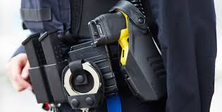 Táser para las policías locales de Baleares.
